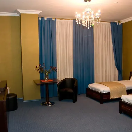 Platinum Hotel Zaporizhia Exterior photo