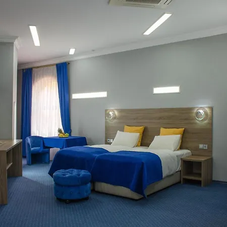 Platinum Hotel Zaporizhia Exterior photo