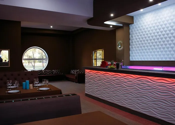 Platinum Hotel