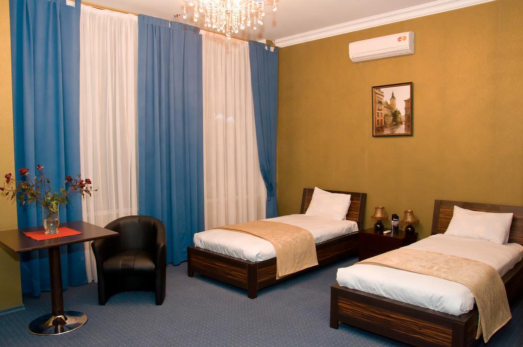 Hotel Platinum