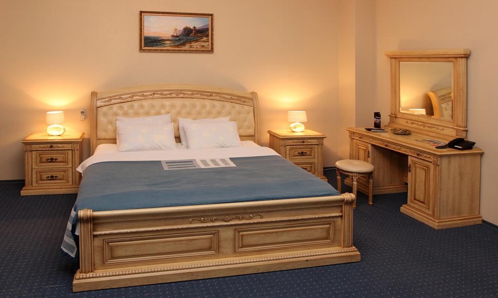 Platinum Hotel 3*